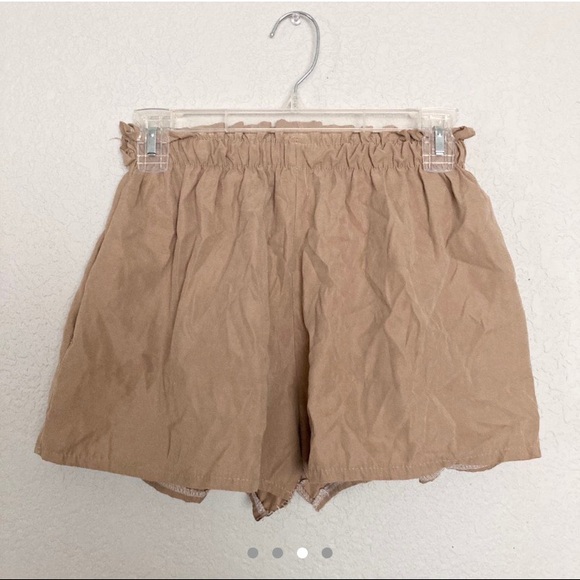 Paperboy Ruffled Tan Shorts - Picture 3 of 4